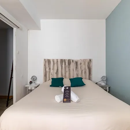 Hotel Les Vieux Acacias Queyrac
